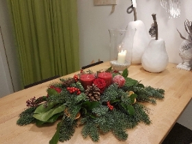 Long Low Centre piece