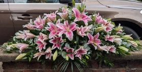 Pink Lily top spray